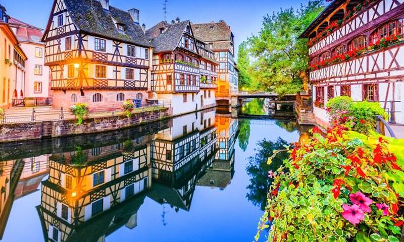 Elit Benelux Paris Alsace İsviçre Almanya Turu THY ile 7 Gece Ekstra Turlar Dahil Sömestr Dönemi (ZRH - CGN)