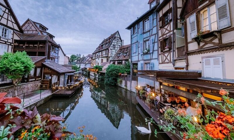 Elit Benelux Paris Alsace İsviçre Almanya Turu THY ile 7 Gece Ekstra Turlar Dahil Sömestr Dönemi (ZRH - CGN)